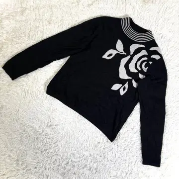 로얄 벨디 인터내셔널 [S] 캐시미어 니트 긴팔 장미 패턴 블랙