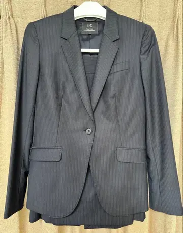 23구 수트 네이비 스트라이프 사이즈 40