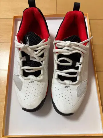 테니스화 106 화이트/레드