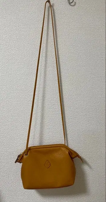 CLEDAN 카멜 가죽 숄더백