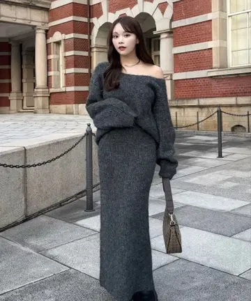 2WAY 헤어리 니트 풀오버 스커트 셋업