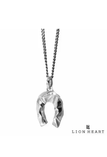 LION HEART 말발굽 펜던트 목걸이