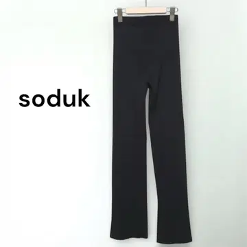 스도크 soduk 22SS 니트 이지 팬츠 슬릿 블랙 블랙