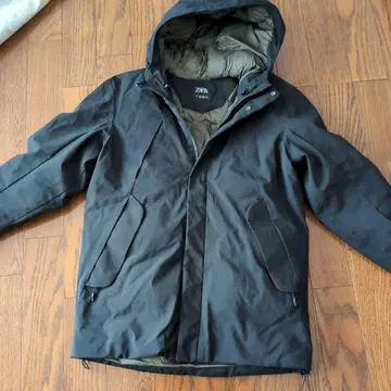 ZARA 패딩 자켓 후드 부착 블랙 M 사이즈