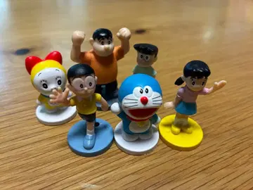 도라에몽 피규어 세트