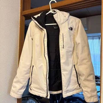 THE NORTH FACE 후드 부착 두꺼운 원단 자켓 화이트