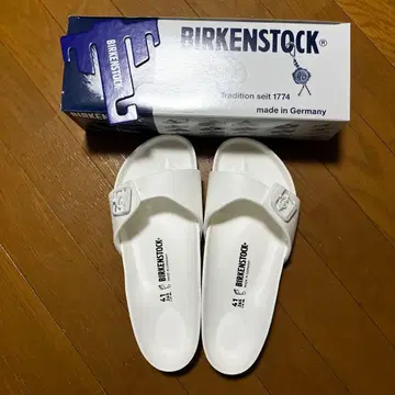 BIRKENSTOCK 화이트 샌들 41/26.5cm