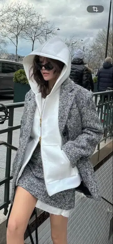 sheller 셰리에 BIG double zip hoodie 후디 골드