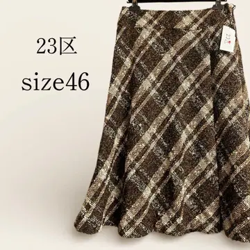 새상품 택 포함 23구 플레어 스커트 종아리 기장 트위드 체크 무늬 울