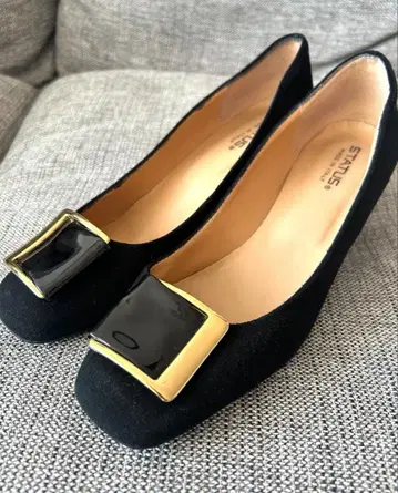 STATUS 블랙 펌프스 하이힐