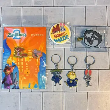 주토피아2 키체인 앞머리 클립 핀즈 가죽풍 캔뱃지