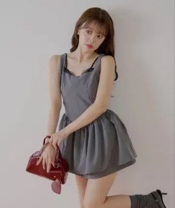 그레이 슬리브리스 미니 원피스