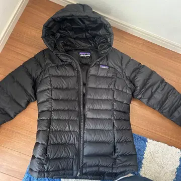 patagonia 블랙 다운 자켓 S