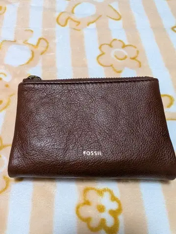 컨디션 최상 새상품급 FOSSIL 브라운 접이식 지갑