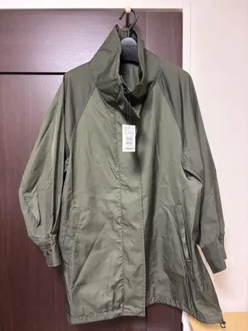 CLOVE 모즈 코트 올리브색