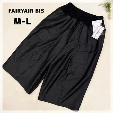 [페어리아비스] 택 포함 새상품 이소재 절개 가우초 팬츠 M-L 블랙