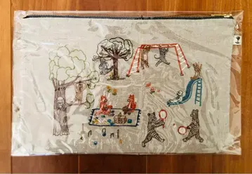 Coral & Tusk 자수 파우치 미사용 새상품