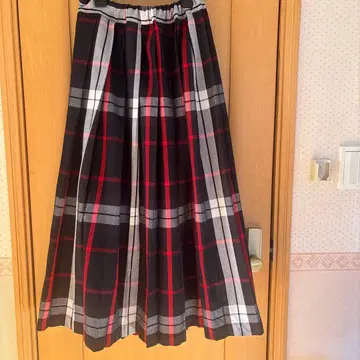 어반 리서치 서니 라벨 체크 이지 플리츠 스커트