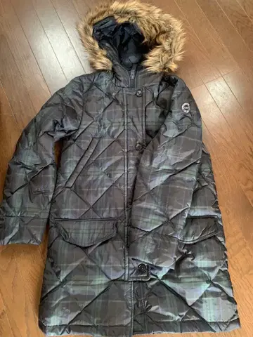 Abercrombie and Fitch 다운 90% 코트