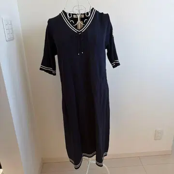 네이비 V넥 원피스 반팔