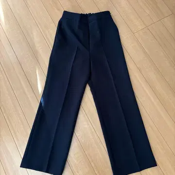 투모로우랜드 보르지 팬츠