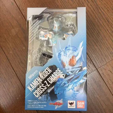 S.H.Figuarts 가면라이더 크로즈 차지 [가면라이더 빌드]