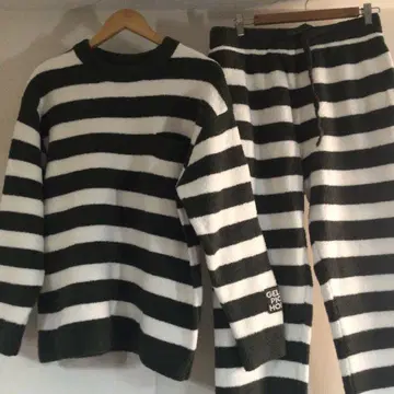 새상품 GELATO PIQUE HOMMEE 셋업 M 카키