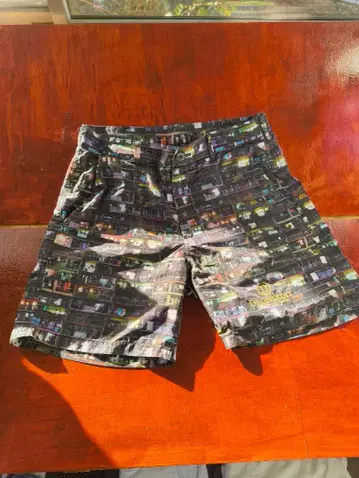 단지 프린트 숏팬츠 에피레볼