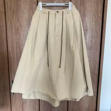 베이지 코튼 플레어 스커트 롱