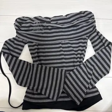 헤이세이 갸루 y2k 보더 오프숄더 상의