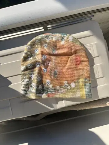 미사용 새상품 디자인 절개 니트 비니 화이트 x 올 패턴 [ 선착순 ]