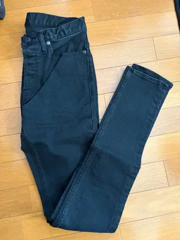 LOUNGE LIZARD 블랙 스키니 팬츠