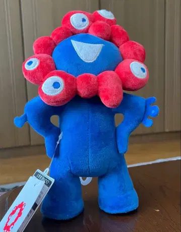 미야쿠미야쿠 S 엣헴 봉제 인형