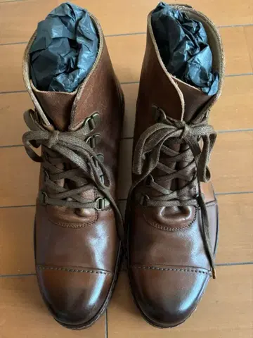 OFFICINE CREATIVE 레이스업 부츠 새상품