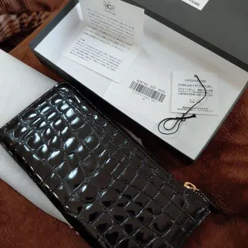 COCCO FIORE 블랙 장지갑 ART COCCO PERLA