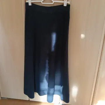 프로포션 바디 드레싱 플레어 스커트