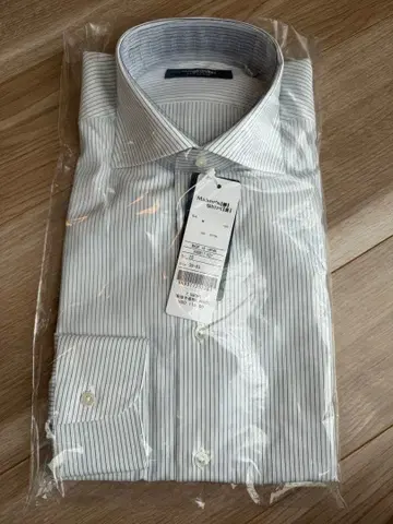 스트라이프 M 사이즈 버튼 다운 비즈니스 셔츠