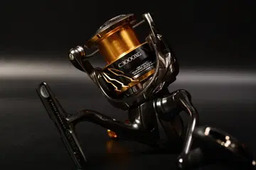 시마노 20 트윈 파워 C3000XG 중고