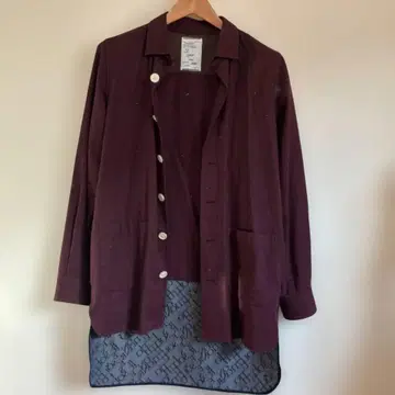 버건디 두꺼운 원단 버튼 셔츠