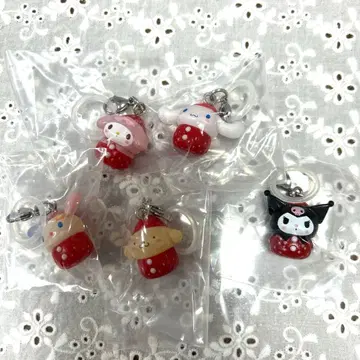 딸기 메지루시 액세서리 산리오 캐릭터즈 1