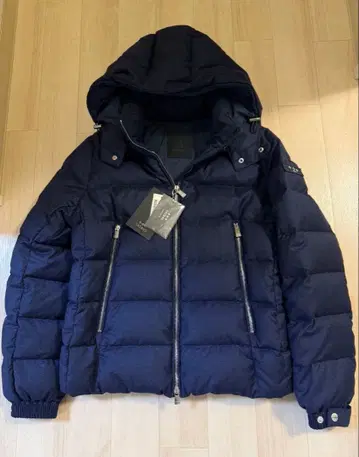 미사용 새상품 TATRAS 타트라스 R라인 도미치아노 네이비