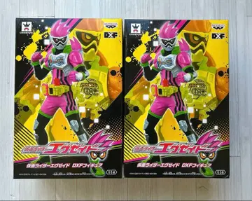 가면라이더 에그제이드 dxf 피규어 2개 세트