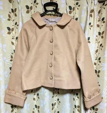 [미사용 새상품] axes 엑시즈팜 프릴 숏코트 아우터 겨울