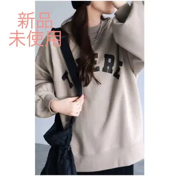 [reca] 속기모 볼륨 소매 로고 맨투맨