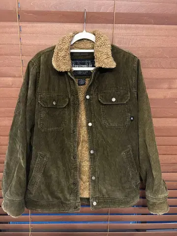 Abercrombie 올리브 그린 캐주얼 자켓 보아