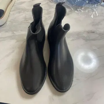 블랙 숏부츠 미끄럼 방지 밑창