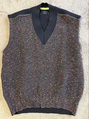 UNITED TOKYO 일본제 믹스 니트 베스트