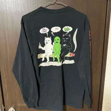 ripndi 에이리언 롱T