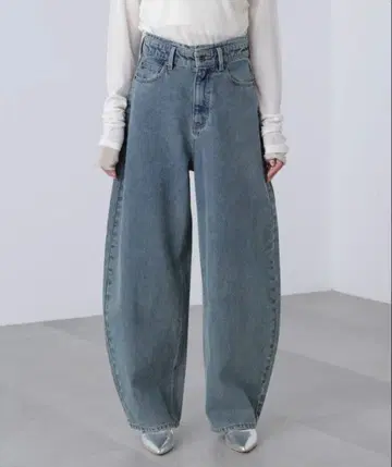 FREE'SMART 데님 에그 팬츠 블루 계열 M 사이즈