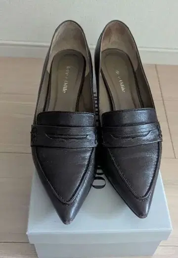 오데뜨 앤 오딜 로퍼 펌프스 다크 브라운 23.5